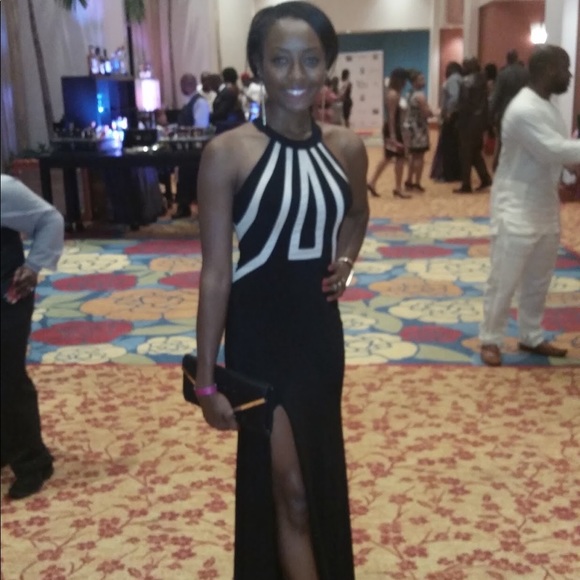 CACHÉ Evening Gown/ Prom Dress - Picture 3 of 3